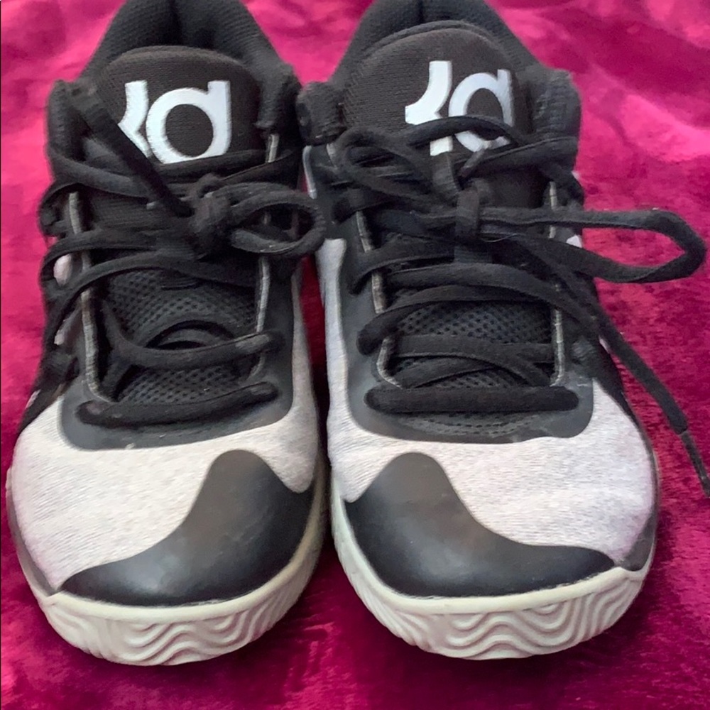 Nike kids shoes